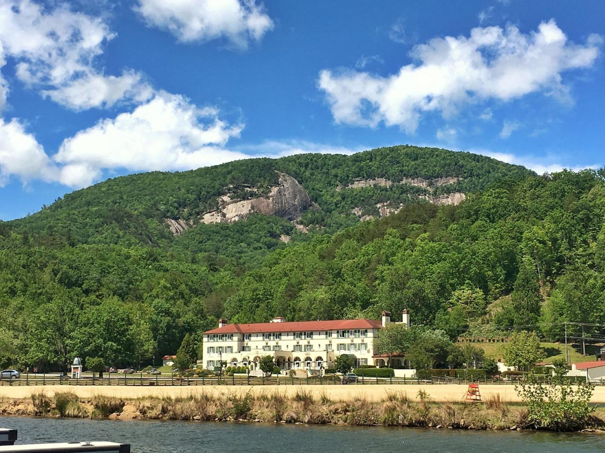 Lake Lure Inn And Spa Exterior photo